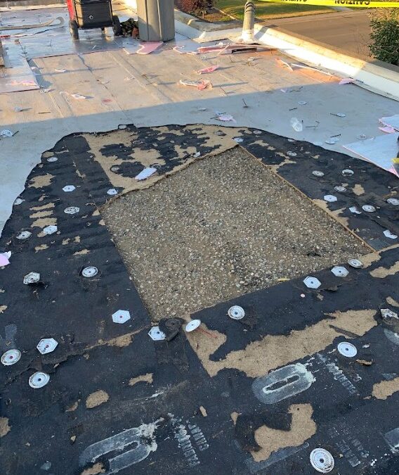 How Weather Impacts Commercial Roof Performance Over Time